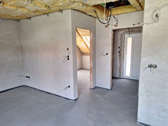 Eladó téglalakás, Fertődön 40 M Ft, 2 szobás