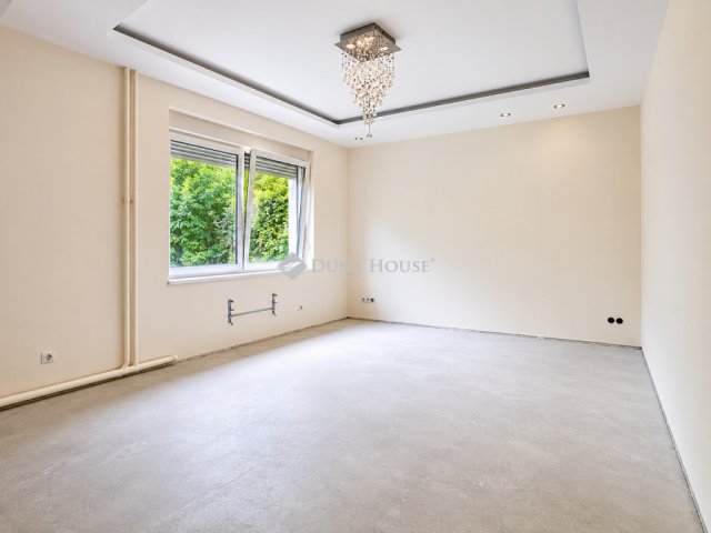 Eladó téglalakás, Budapesten, II. kerületben 72 M Ft, 1 szobás