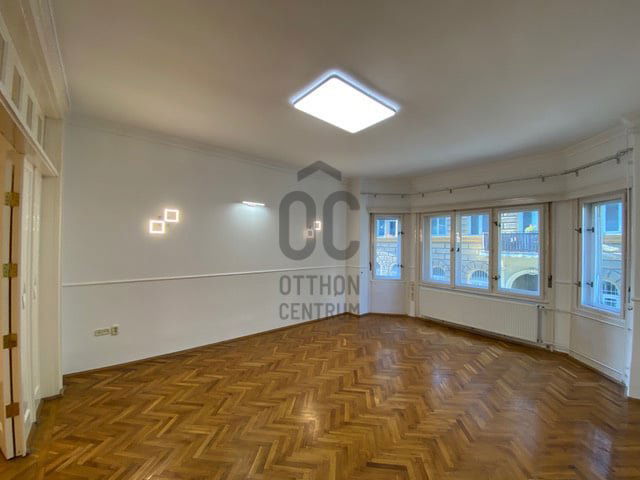 Eladó téglalakás, Budapesten, VI. kerületben 109 M Ft, 4 szobás