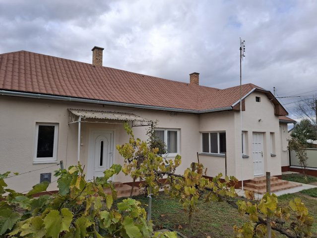 Eladó családi ház, Hajdúszoboszlón, Radó utcában 49.9 M Ft