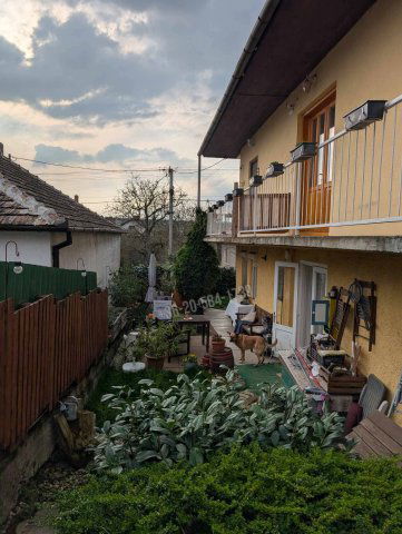 Eladó családi ház, Hévízen 118 M Ft, 4 szobás