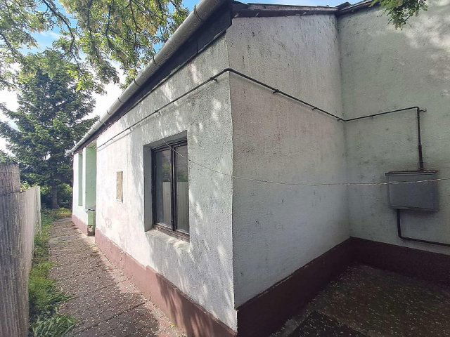 Eladó családi ház, Budapesten, XV. kerületben 64.9 M Ft