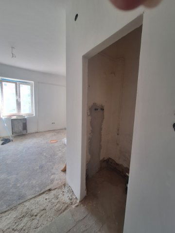 Eladó téglalakás, Szolnokon 19.4 M Ft, 1 szobás