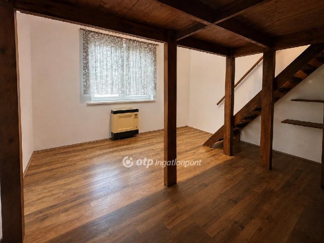 Eladó téglalakás, Budapesten, IV. kerületben 37 M Ft, 1 szobás
