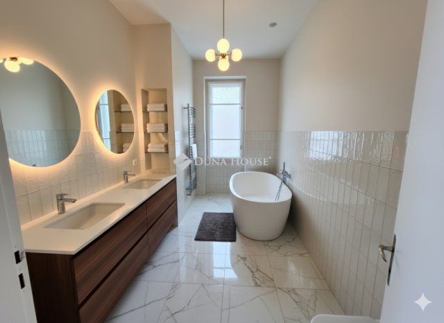 Eladó téglalakás, Budapesten, XIII. kerületben 169 M Ft