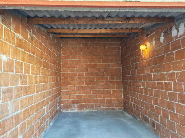 Eladó garázs, Szegeden 13.9 M Ft / költözzbe.hu