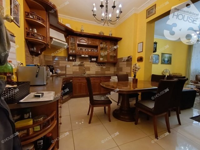 Eladó családi ház, Kecskeméten 54.9 M Ft, 2 szobás