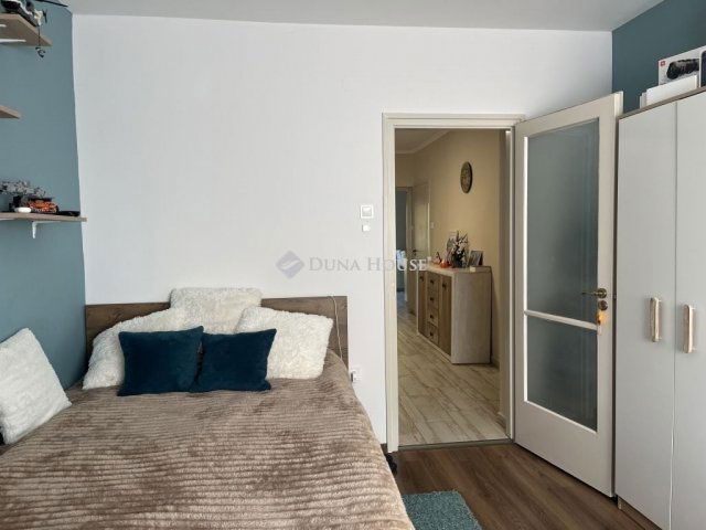 Eladó családi ház, Zalaegerszegen 89.5 M Ft, 5 szobás