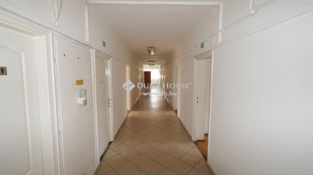Kiadó iroda, Zalaegerszegen 850 E Ft / hó / költözzbe.hu