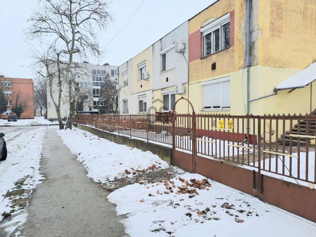 Eladó téglalakás, Kecskeméten 35.9 M Ft, 1 szobás