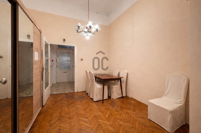 Eladó téglalakás, Budapesten, V. kerületben 135 M Ft, 2 szobás