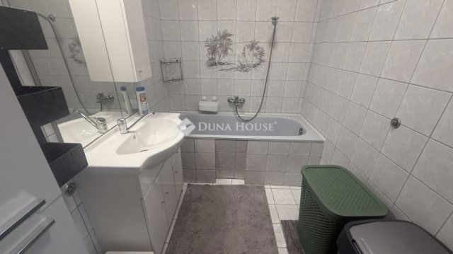 Eladó családi ház, Bükön 87.5 M Ft, 7 szobás