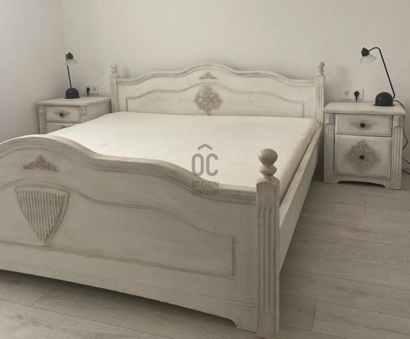 Eladó nyaraló, Zalakaroson 145 M Ft, 5 szobás