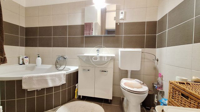 Kiadó téglalakás, albérlet, Hódmezővásárhelyen, Hódi Pál utcában