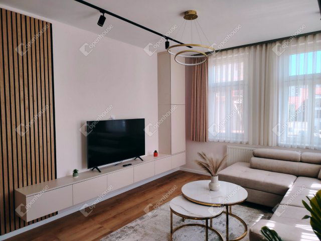 Kiadó téglalakás, albérlet, Székesfehérvárott 330 E Ft / hó