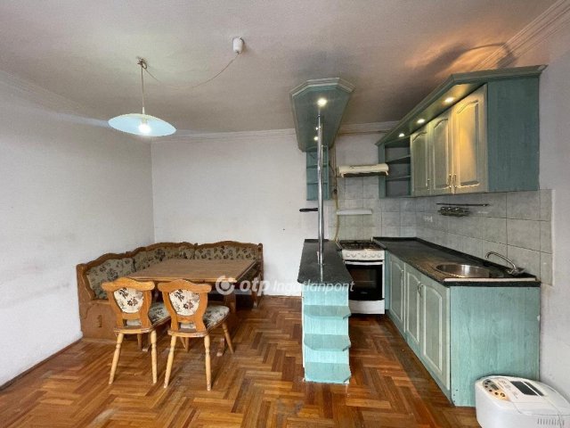 Eladó családi ház, Debrecenben 69.5 M Ft, 2 szobás