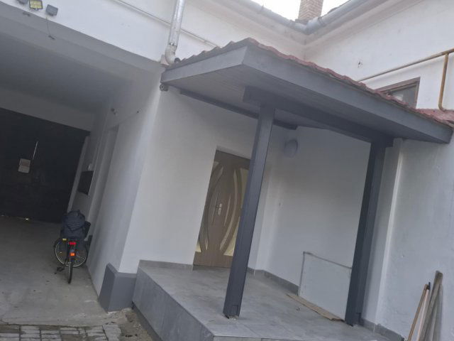 Eladó téglalakás, Békéscsabán 31.9 M Ft, 2 szobás