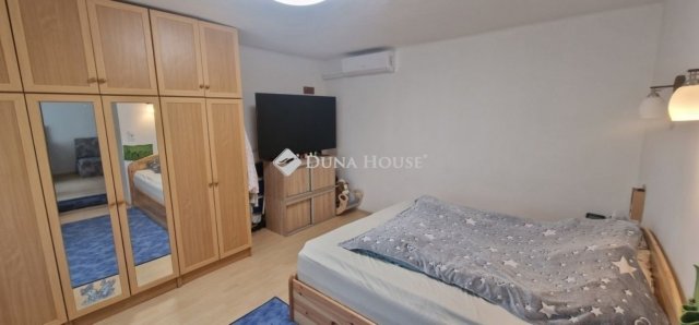 Eladó családi ház, Gárdonyban 93 M Ft, 5 szobás