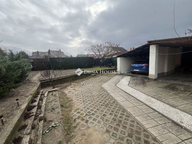 Eladó családi ház, Budapesten, XV. kerületben 179 M Ft, 3 szobás