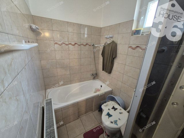 Eladó családi ház, Kecskeméten 77 M Ft, 3 szobás