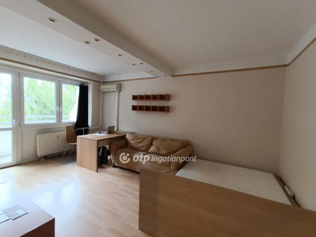 Eladó panellakás, Budapesten, XI. kerületben 79 M Ft, 2+1 szobás