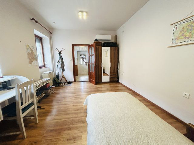 Eladó téglalakás, Vácon 44.9 M Ft, 1 szobás