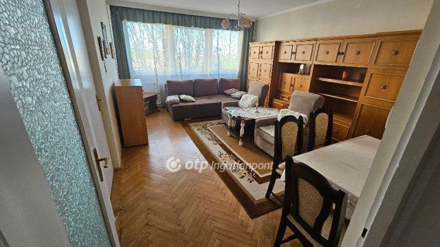 Eladó panellakás, Budapesten, IV. kerületben 66.5 M Ft