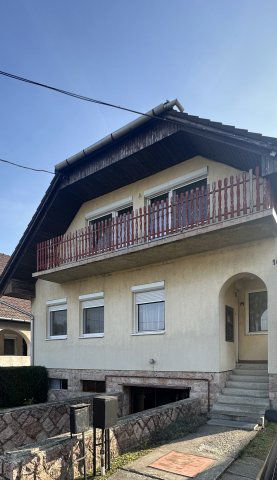 Eladó családi ház, Péren 69.9 M Ft / költözzbe.hu