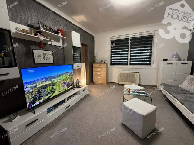 Eladó téglalakás, Kecskeméten 33.5 M Ft, 2 szobás