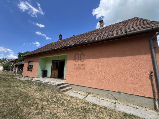 Eladó nyaraló, Balatonberényben 39.9 M Ft, 3 szobás