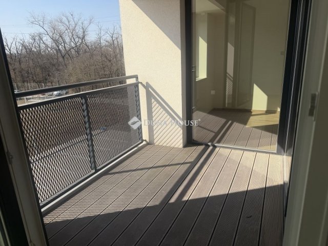 Eladó téglalakás, Budapesten, IV. kerületben 94.999 M Ft