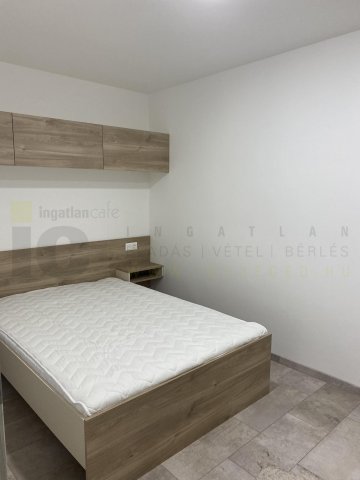 Kiadó téglalakás, albérlet, Szegeden, Petőfi Sándor sugárúton