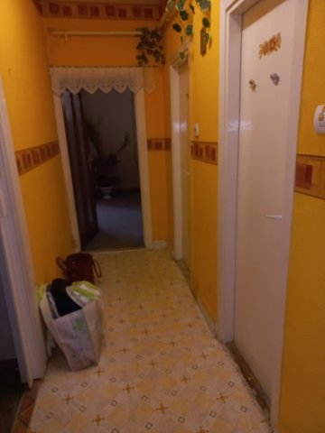 Eladó téglalakás, Salgótarjánban 3.6 M Ft, 1+2 szobás