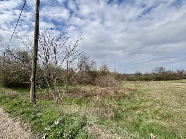 Eladó telek, Nyergesújfaluban 14.5 M Ft / költözzbe.hu