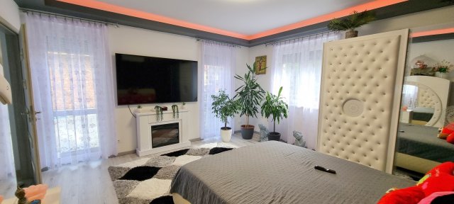 Eladó családi ház, Bicskén 198 M Ft, 4 szobás