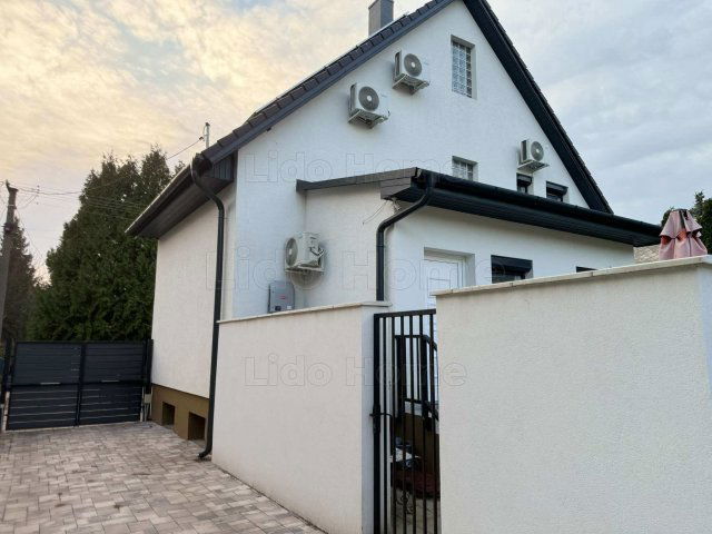 Eladó hotel, Siófokon 128.99 M Ft / költözzbe.hu