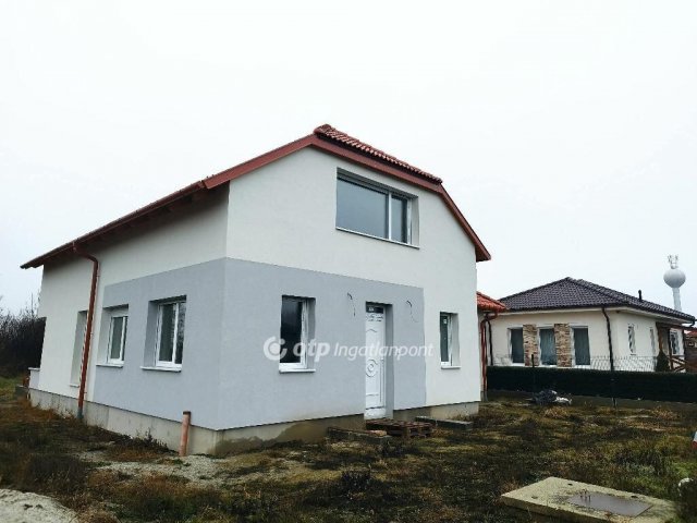 Eladó családi ház, Dunaszegen 149 M Ft, 4 szobás