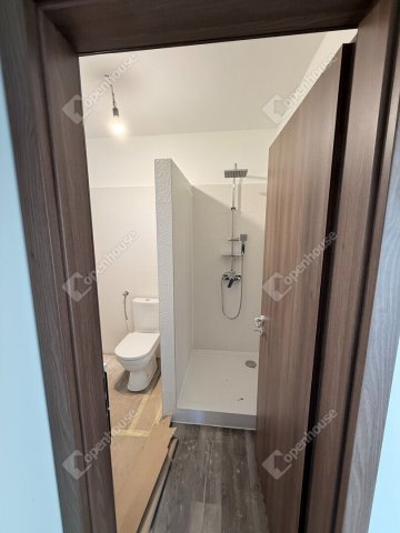 Eladó családi ház, Környén 72.9 M Ft, 3 szobás