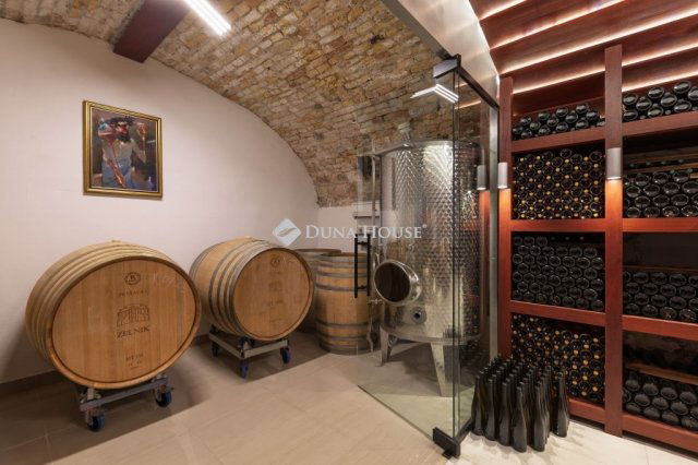 Kiadó iroda, Budapesten, III. kerületben 6608 E Ft / hó