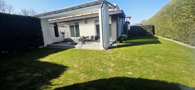 Eladó ikerház, Fóton 219 M Ft, 4 szobás / költözzbe.hu