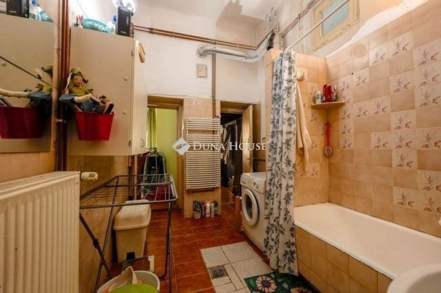 Eladó téglalakás, Budapesten, VII. kerületben 77.9 M Ft