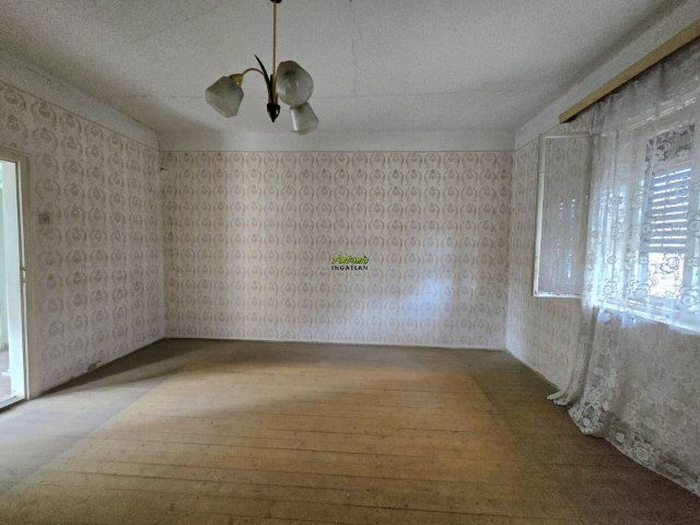 Eladó családi ház, Peresztegen 29 M Ft, 2 szobás