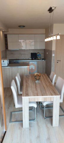 Eladó téglalakás, Pécsett 82 M Ft, 3 szobás