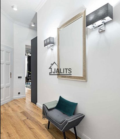 Kiadó téglalakás, albérlet, Budapesten, V. kerületben, 2 szobás