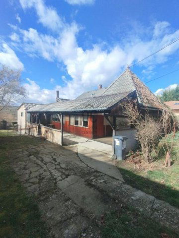 Eladó családi ház, Szóládon 51.9 M Ft, 4 szobás
