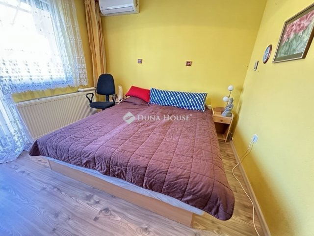 Eladó családi ház, Nagykovácsiban 198 M Ft, 7 szobás