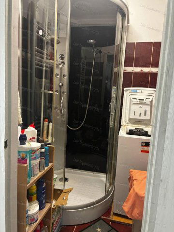 Eladó panellakás, Tatabányán 37 M Ft, 1+1 szobás