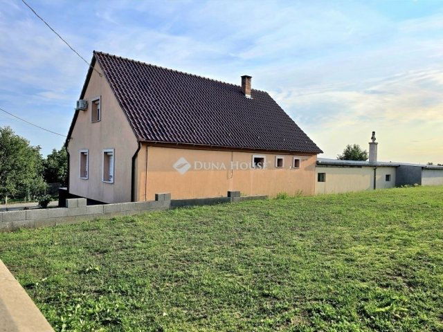 Eladó családi ház, Kővágószőlősön 85 M Ft, 4+2 szobás