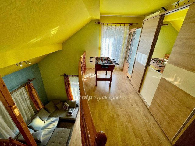 Eladó családi ház, Sülysápon 129 M Ft, 5+1 szobás