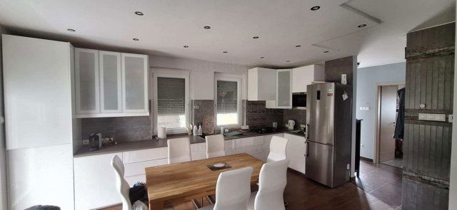 Eladó ikerház, Kaposváron 109 M Ft, 4 szobás